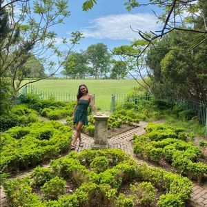 Meet your Posher, Megan